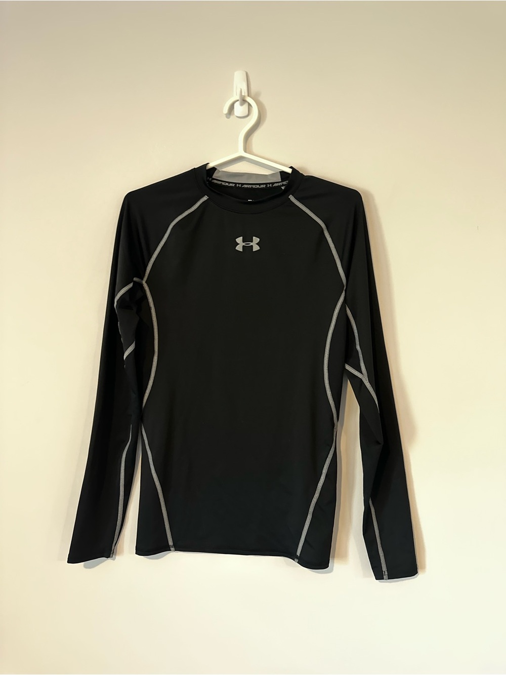Under Armour Compression Long Sleeve Shirt Medium Black Training Top - Picture 2 of 9
